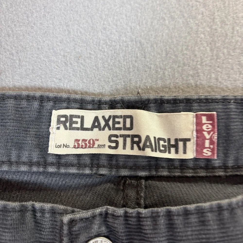 VTG Levi's 559 Relaxed Straight Gray Corduroy Pants Men's 36x30‎ Classic Fit